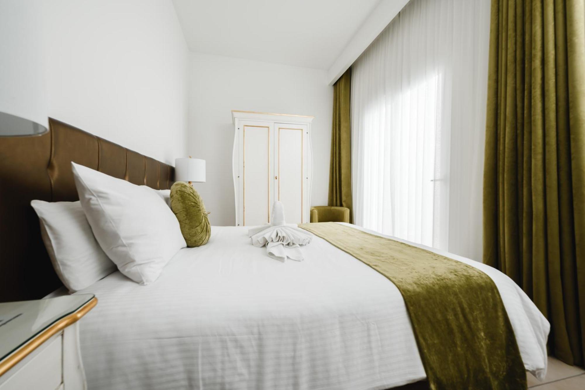 Giorgio Boutique Hotel Слима Экстерьер фото