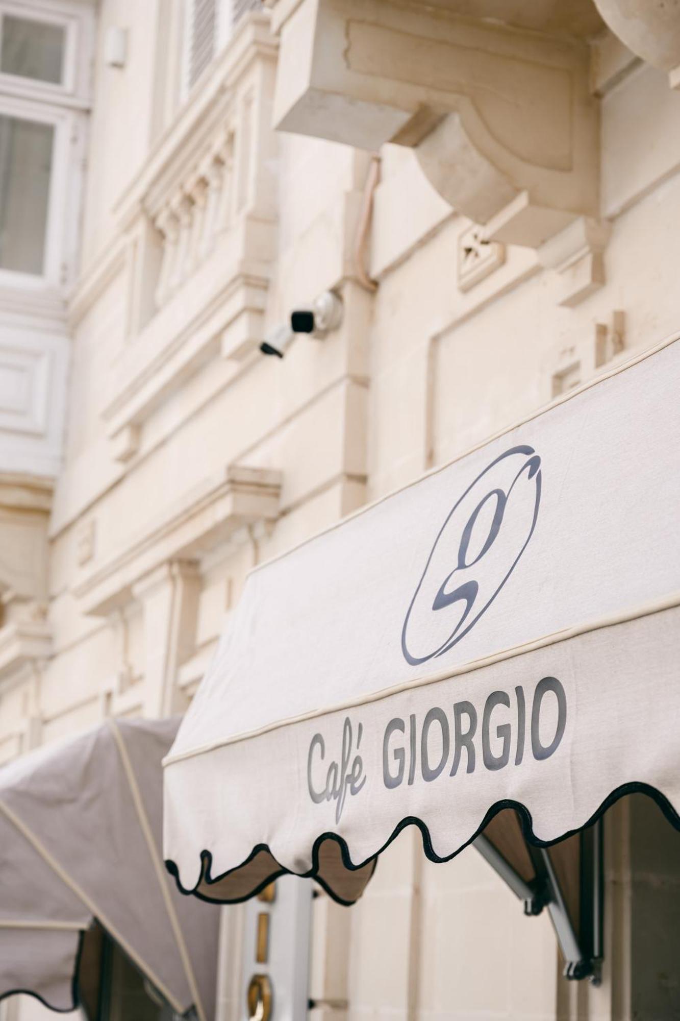 Giorgio Boutique Hotel Слима Экстерьер фото