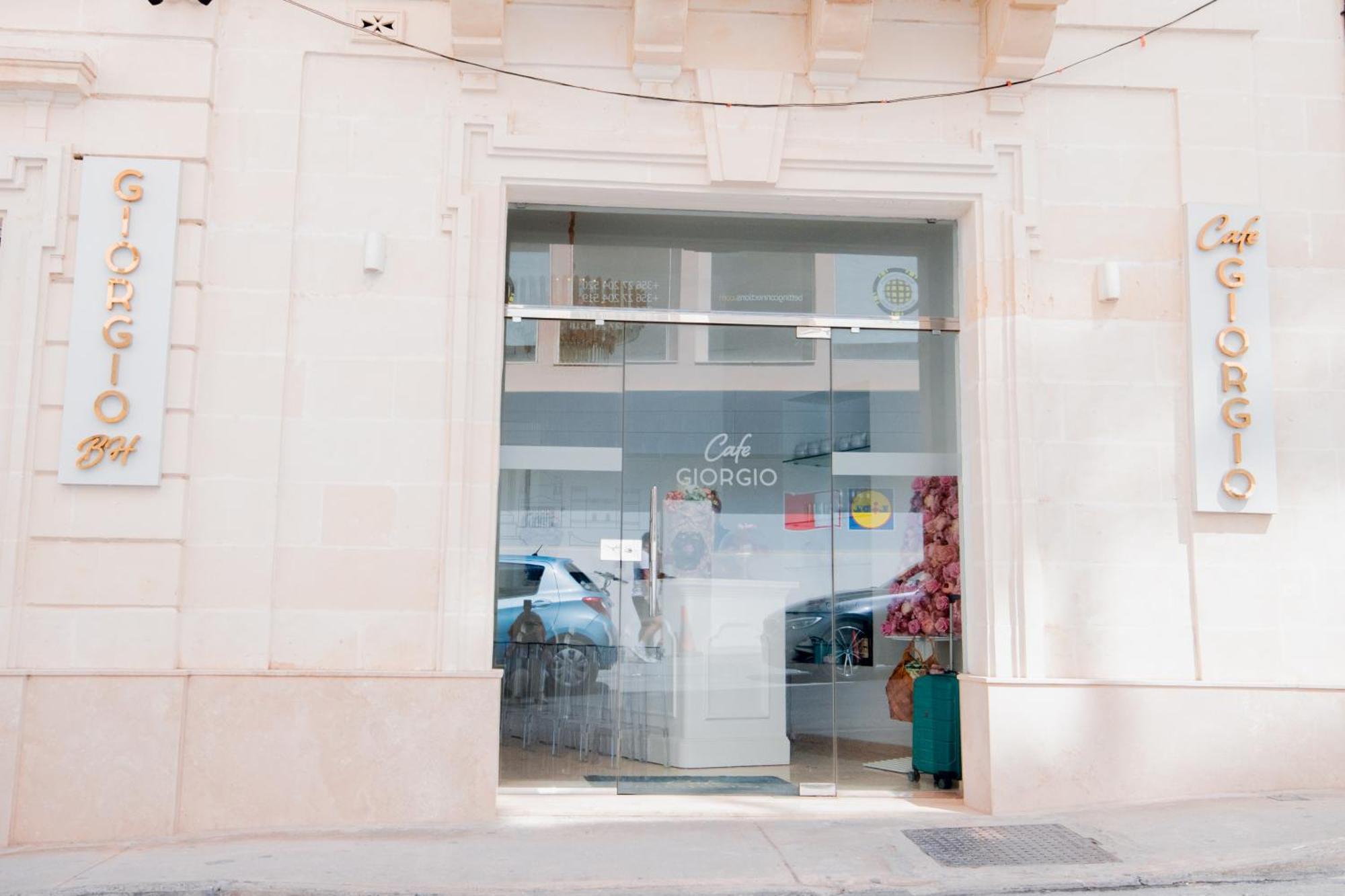 Giorgio Boutique Hotel Слима Экстерьер фото